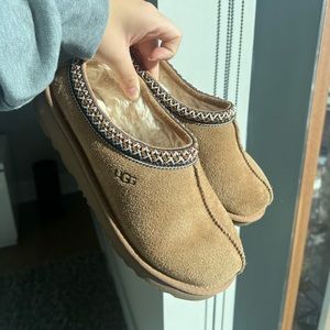 [LIKE NEW] UGG Tasman Slipper Size W8/M6